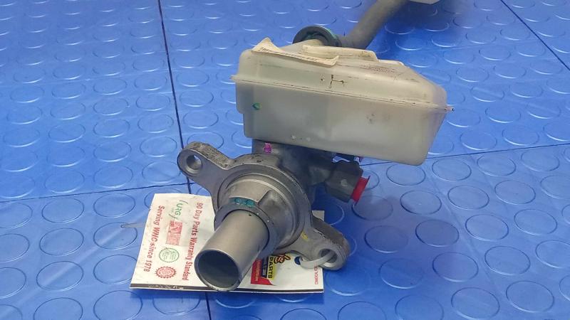 2013-2019 Ford Escape Brake Master Cylinder Assembly Genuine OEM EV6Z2140A