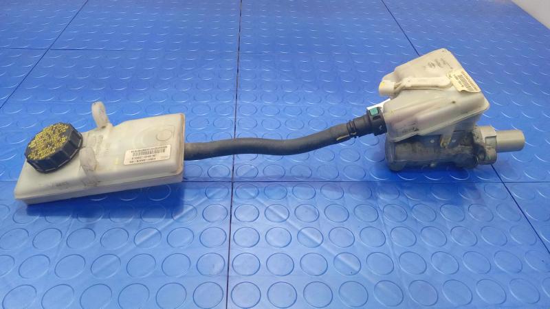 2013-2019 Ford Escape Brake Master Cylinder Assembly Genuine OEM EV6Z2140A