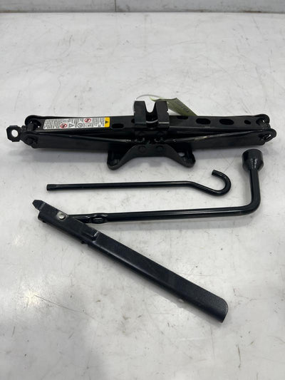 2010 GMC Terrain Jack Assembly