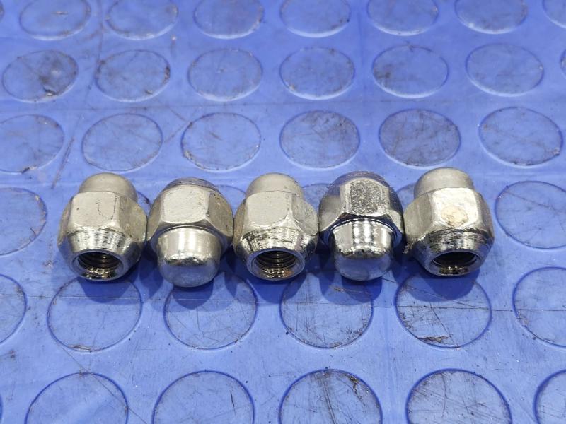 2022 Hyundai Sonata Lug Nuts