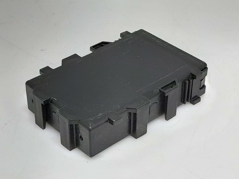 2016-2018 Toyota Prius 1.8L Network Gateway Control Module Genuine OEM 8911147062