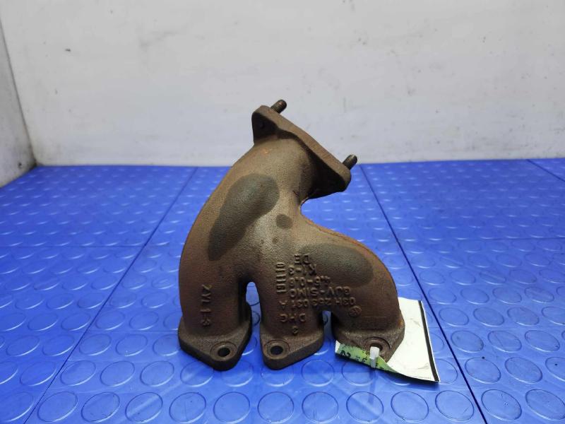 2011 Volkswagen Touareg Exhaust Manifold