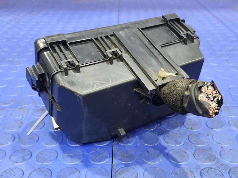 2015 Acura TLX Engine Fuse Box