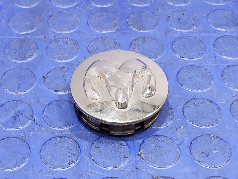 2010 Dodge Challenger Center Cap