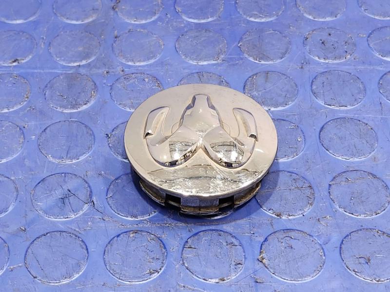 2010 Dodge Challenger Center Cap