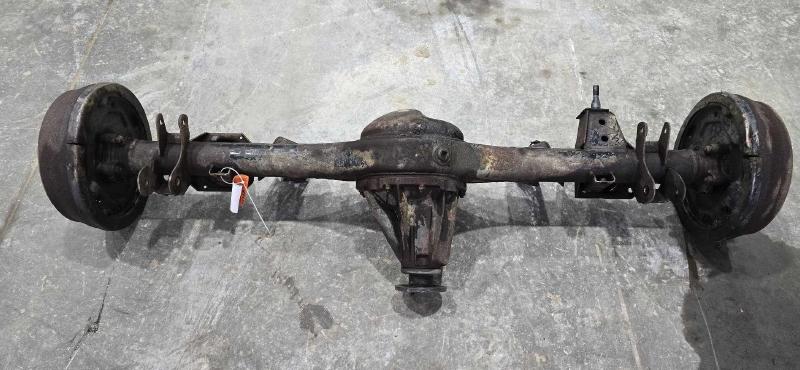 1996 Nissan Pathfinder Rear Axle Assy.