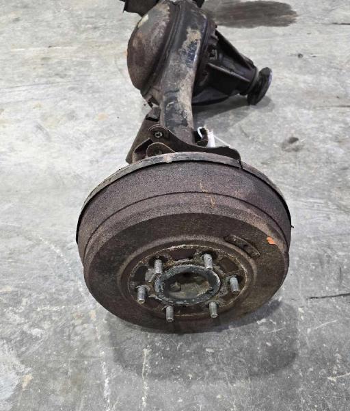 1996 Nissan Pathfinder Rear Axle Assy.