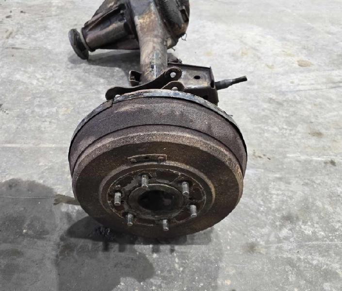 1996 Nissan Pathfinder Rear Axle Assy.