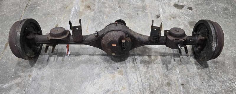 1996 Nissan Pathfinder Rear Axle Assy.