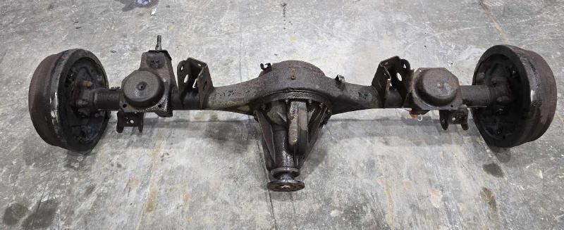1996 Nissan Pathfinder Rear Axle Assy.