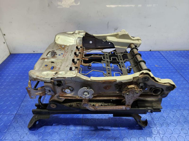 2013 Subaru Crosstrek Seat Track