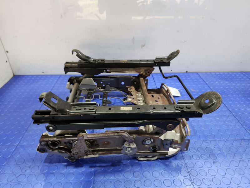 2013 Subaru Crosstrek Seat Track