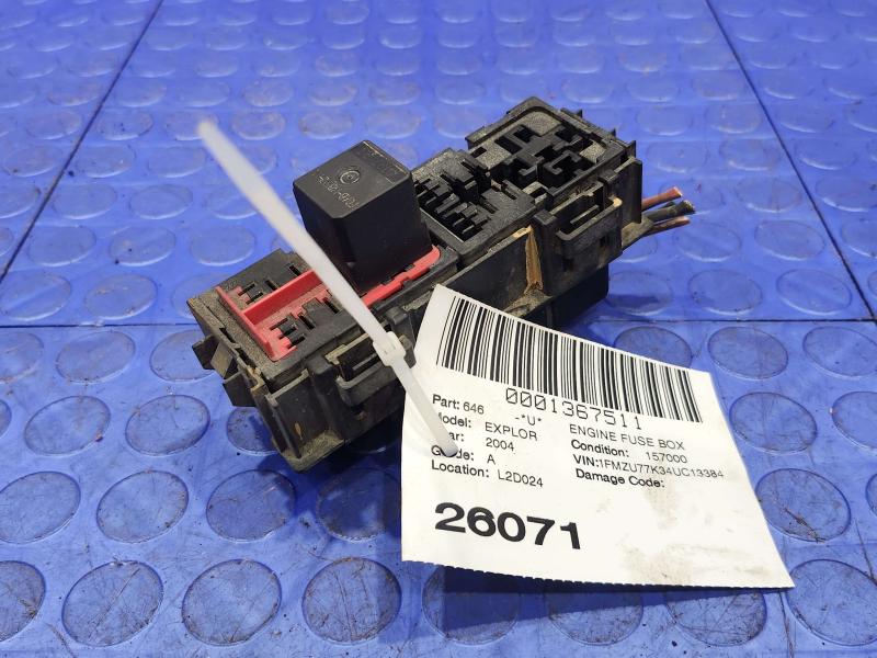 2004 Ford Explorer Engine Fuse Box