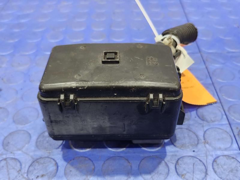 2010 Lexus RX350 RX450H Engine Fuse Box