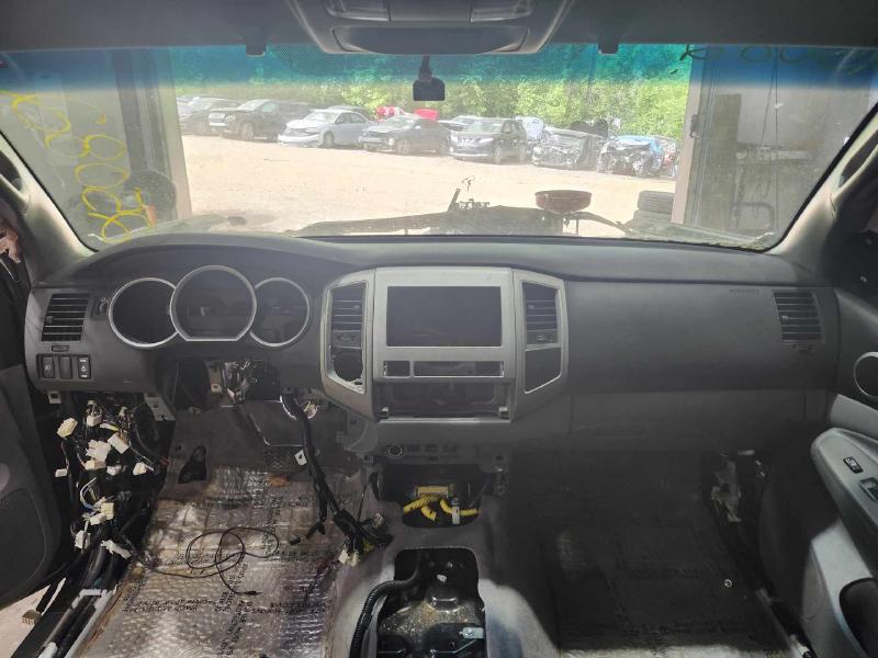 2009 Toyota Tacoma Dash Panel