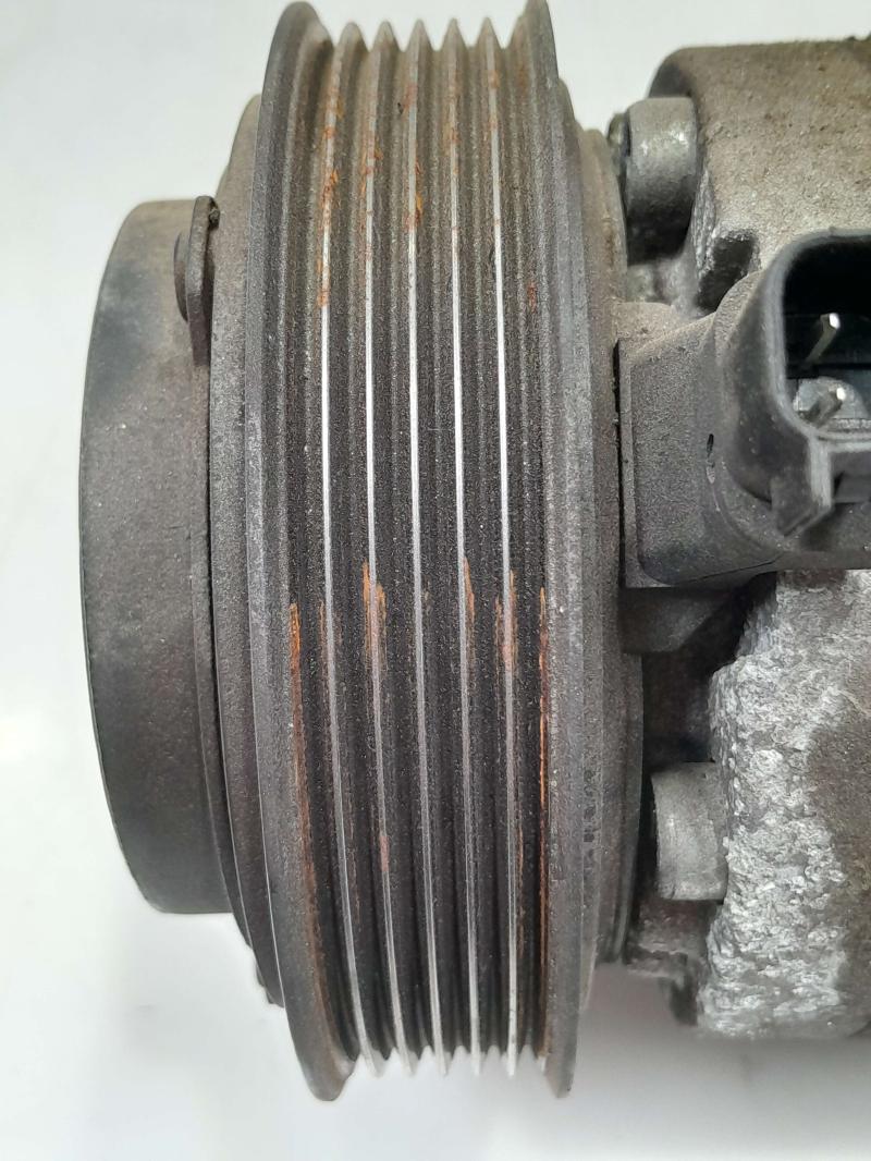 2011 Jeep Grand Cherokee A/C Air Compressor