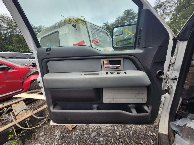 2011 Ford F-150 Front Door Trim Panel