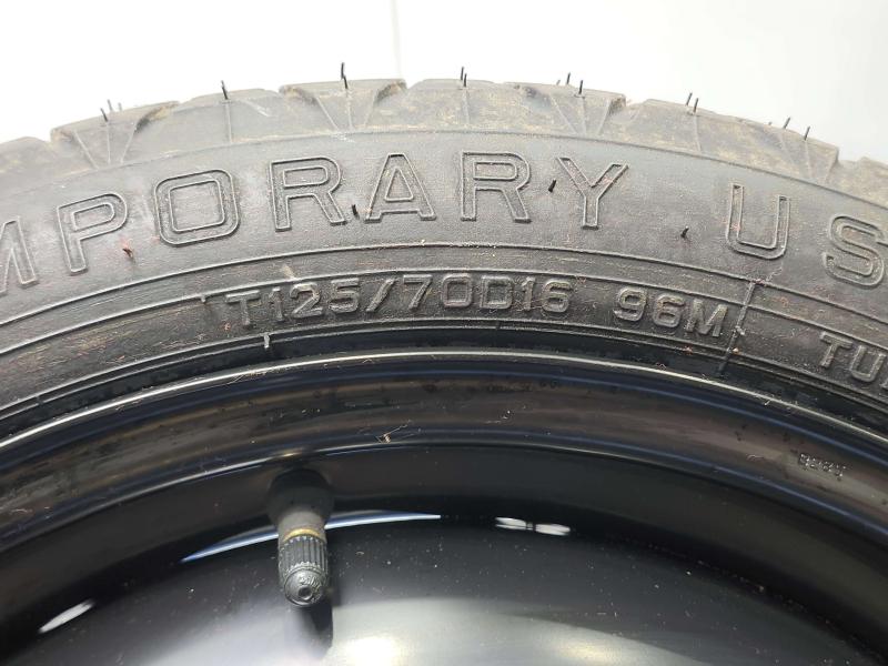 2013 Toyota Yaris Wheel