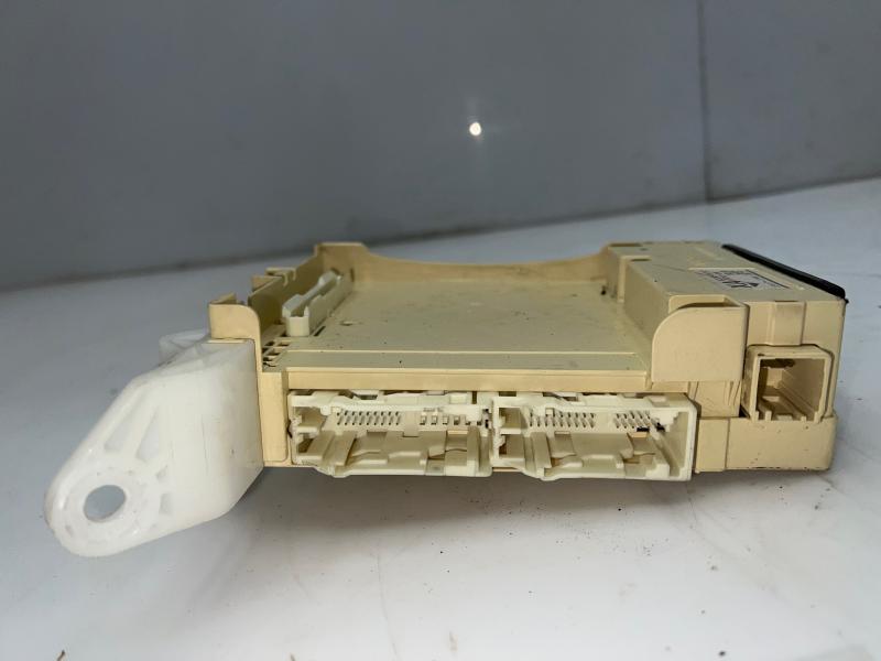 2013 Toyota Camry Cabin Fuse Box