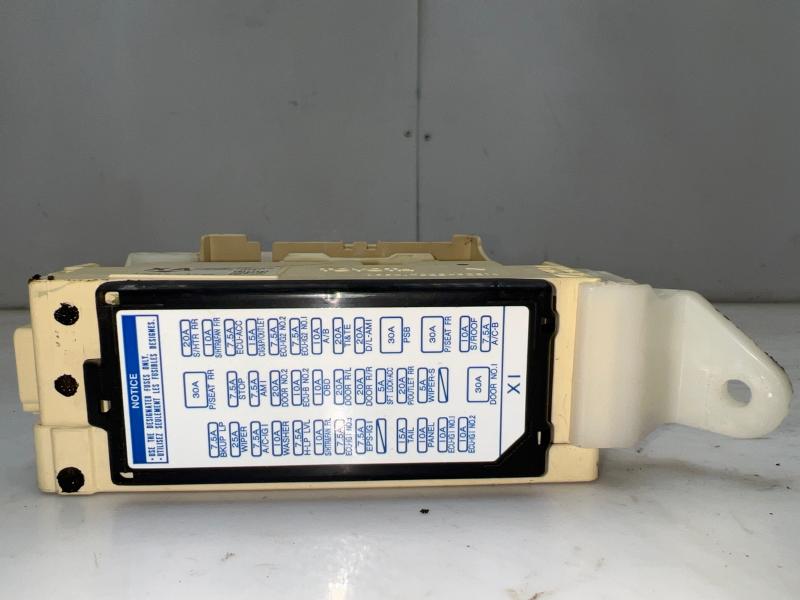 2013 Toyota Camry Cabin Fuse Box