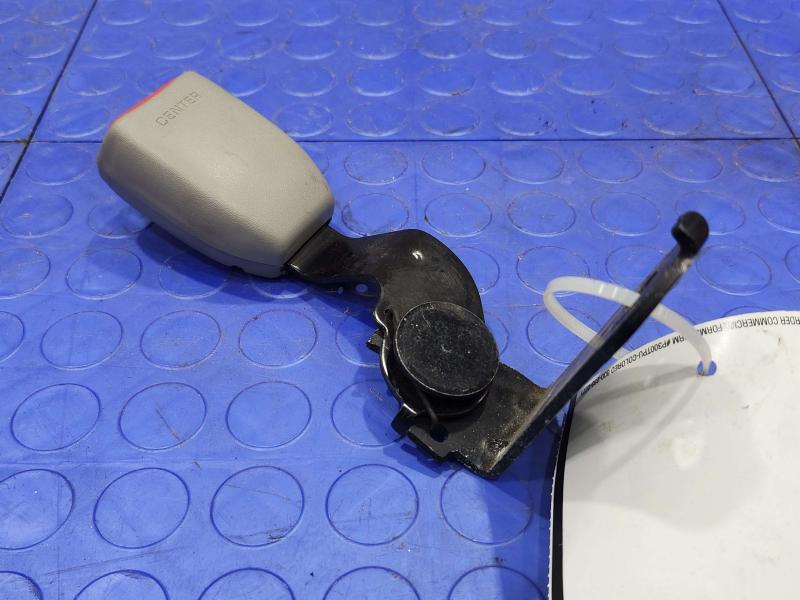 2013 Honda CR-V Rear Seat Belt