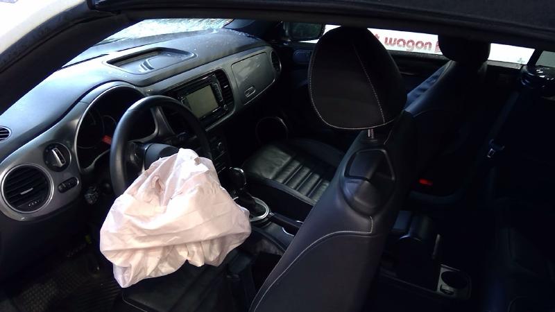 2014 Volkswagen Beetle Air Bag