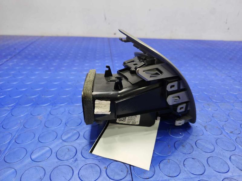 2018 Jeep Compass Dashboard Outer Air Vent Left Driver Side OEM 5UT64NCCAB