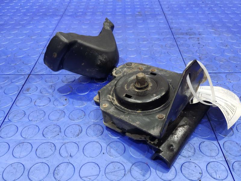 2017 Chevrolet Silverado 2500 Spare Tire Hoist