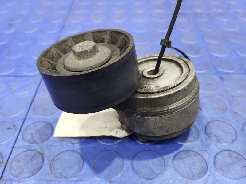 2011 Maserati Quattroporte Engine Belt Tensioner