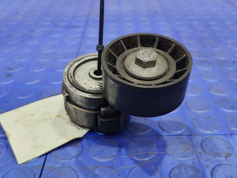 2011 Maserati Quattroporte Engine Belt Tensioner