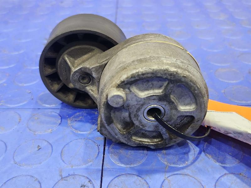 2011 Maserati Quattroporte Engine Belt Tensioner