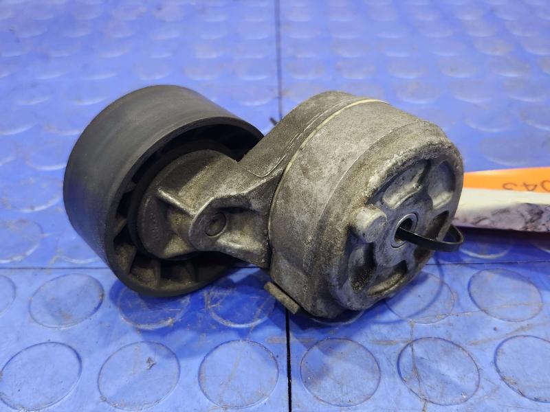 2011 Maserati Quattroporte Engine Belt Tensioner