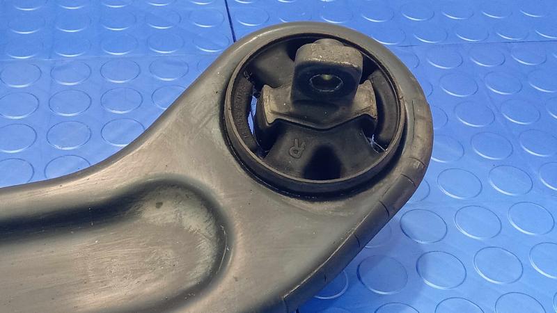 2017 Kia Sorento Lower Control Arm Rr