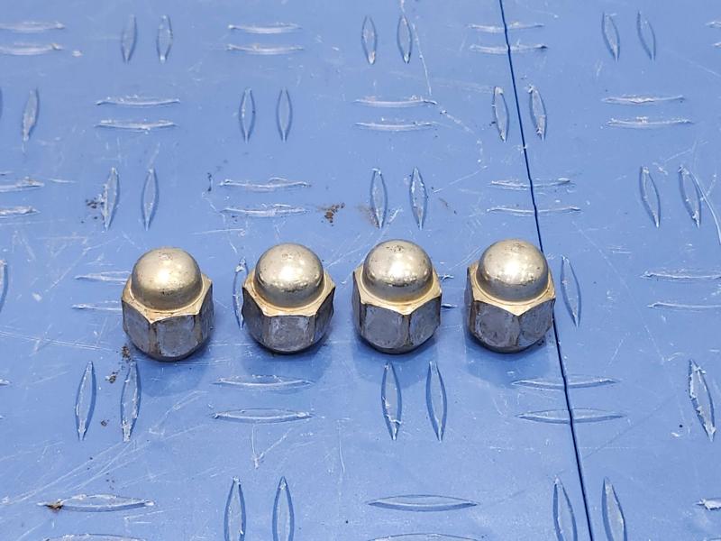 2013 Toyota Yaris Lug Nuts