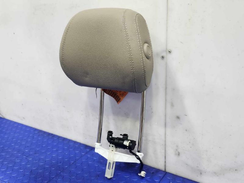 2012 Mercedes ML-Class Headrest