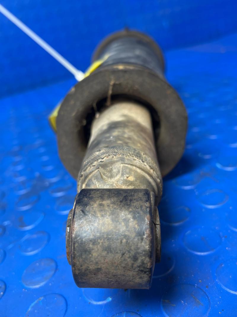 2018 Toyota Tacoma Strut Assembly