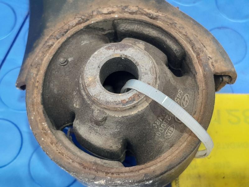 2012 Kia Sorento Lower Control Arm Front