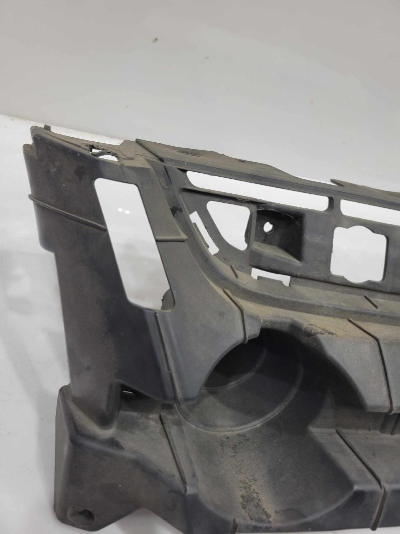 2013 - 2016 Ford Escape Grille Reinforcement Carrier OEM CJ5Z8A284B
