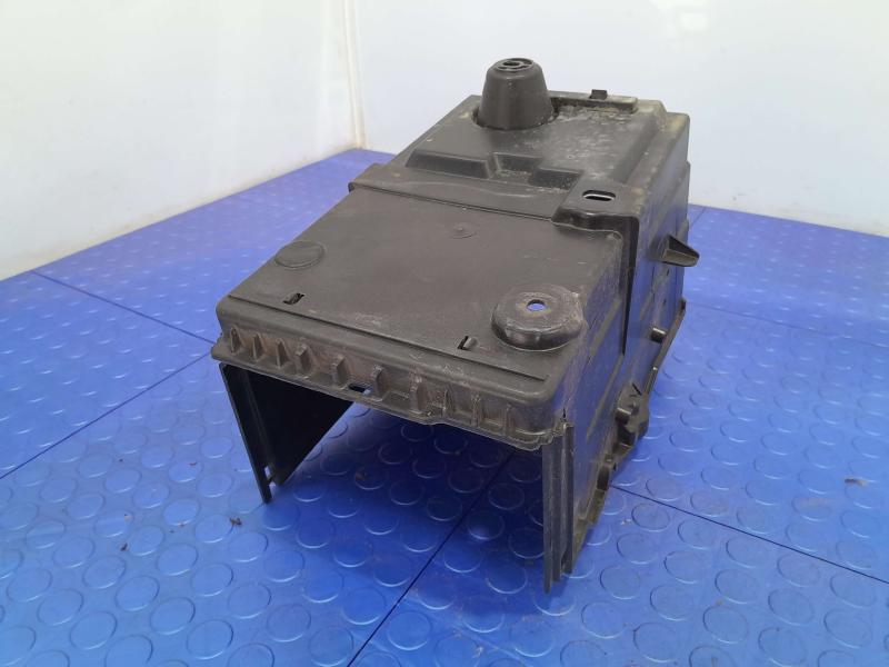2015-2018 Ford Focus Battery Tray Holder Genuine OEM Part CV6Z10732F