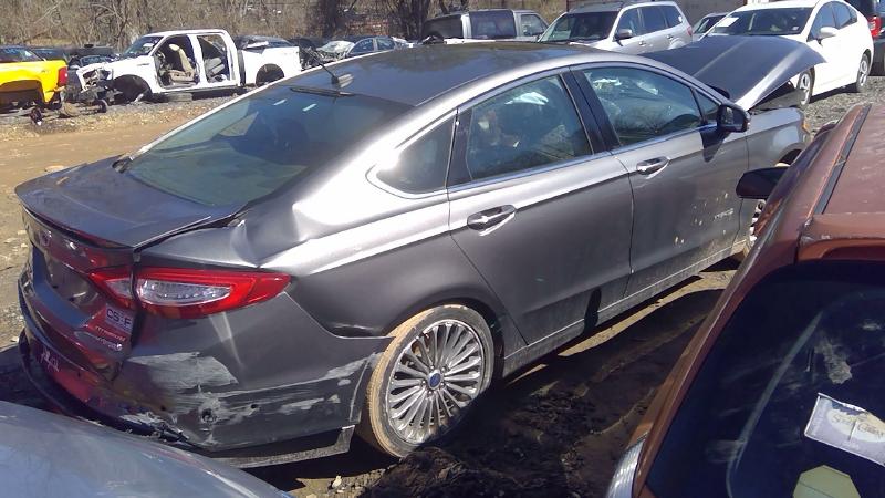 2014 Ford Fusion Battery
