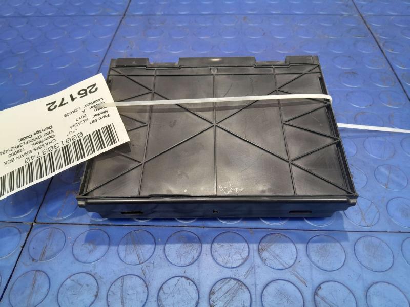 2017-2019 GMC Acadia Body Control Module BCM Genuine OEM Part 13512679
