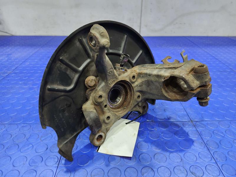 2018 Volkswagen Passat Spindle Knuckle Front