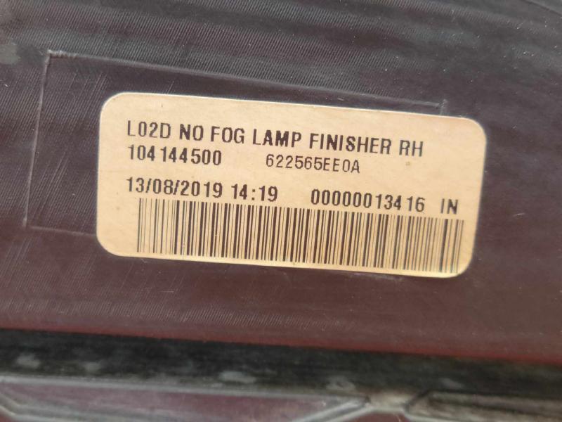 2020 Nissan Versa Grille