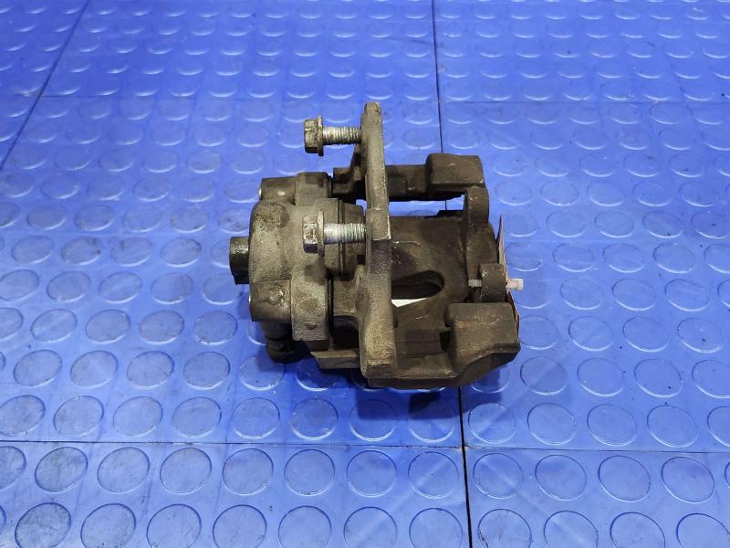 2008 BMW 128i Caliper