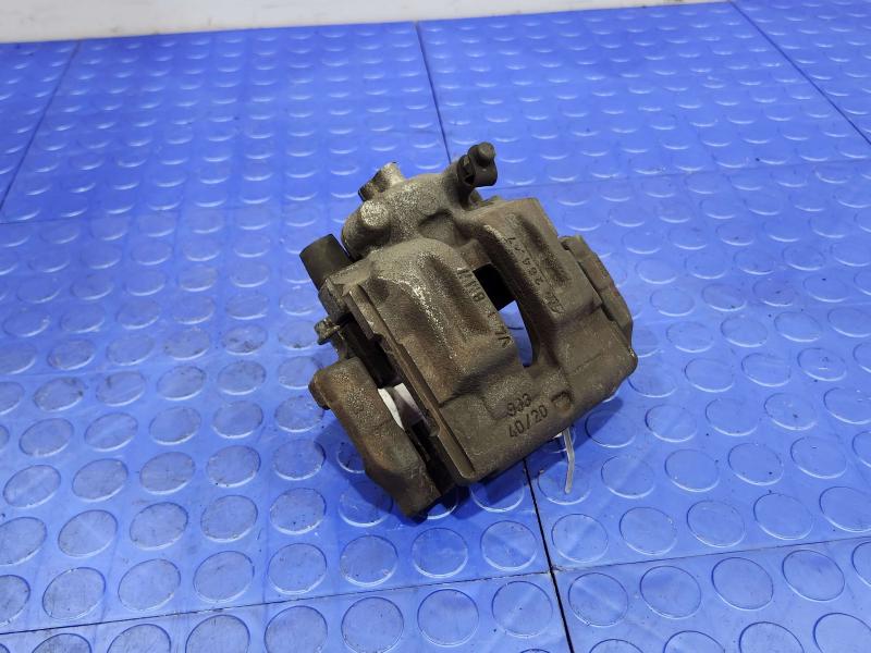 2008 BMW 128i Caliper