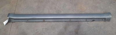 2005 - 2009 Subaru Legacy Outback Rocker Molding RH Passenger Side Painted OEM 91112AG32ANN