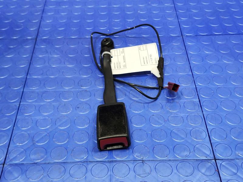 2014 Ford Focus Front Seat Belt