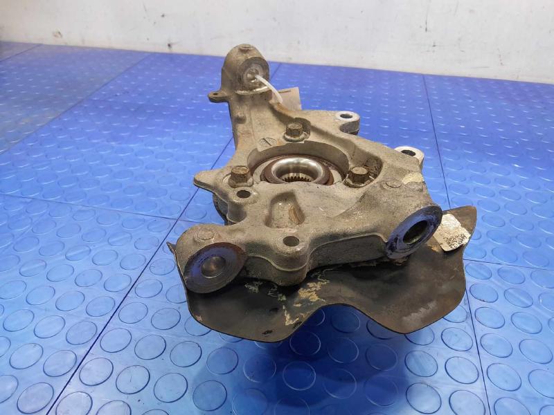 2007 Pontiac Solstice Rear Knuckle/Stub Axle