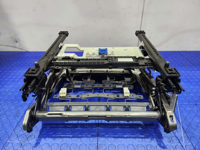 2022 Hyundai Sonata Seat Track