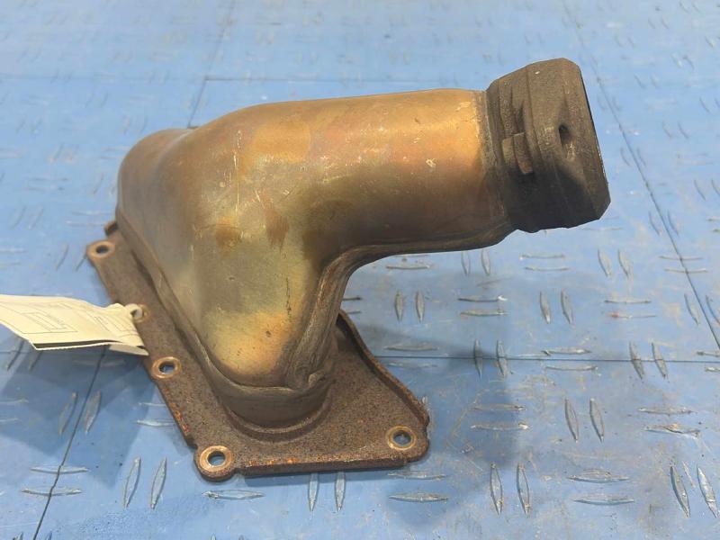 2013 Mercedes E-Class Exhaust Manifold